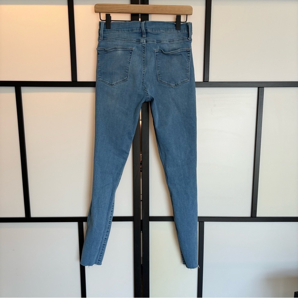 FRAME Le‎ High Skinny skinny jeans. Distressed fabric. Size 28